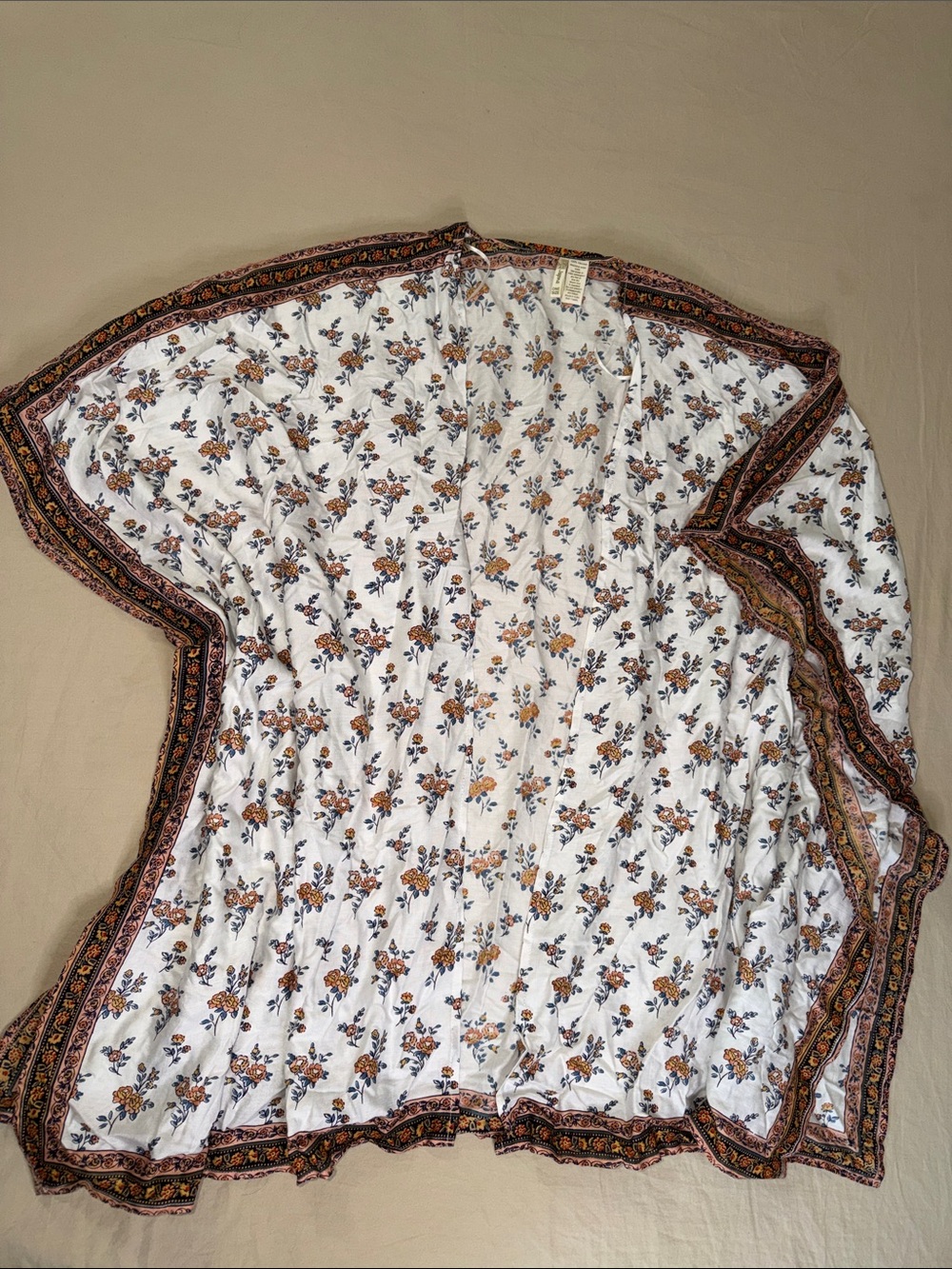 White Floral Border Kimono Top